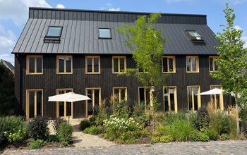 Wohlfühl-Idylle in Angermund: Zauberhaftes EFH! Umlaufendes Gartenrefugium mit altem Baumbestand!